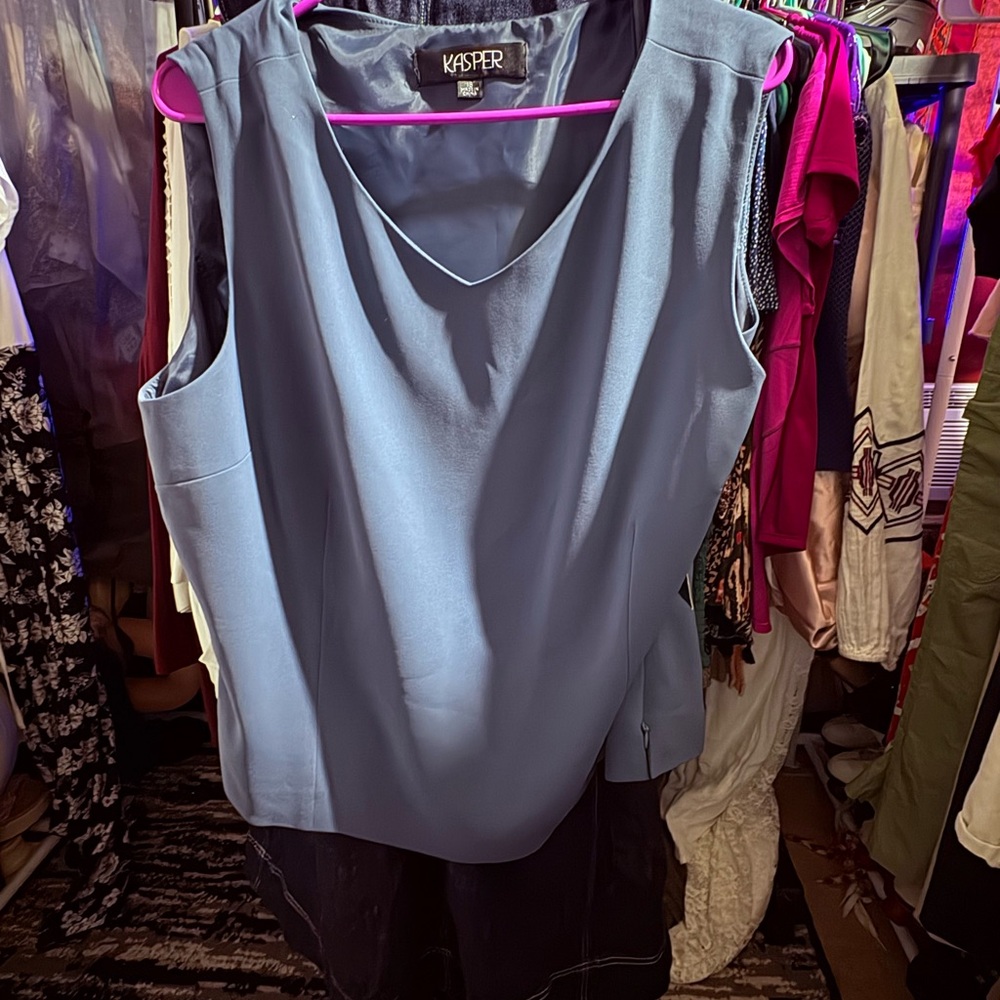 Kasper Women's Elegant Blue Blouse